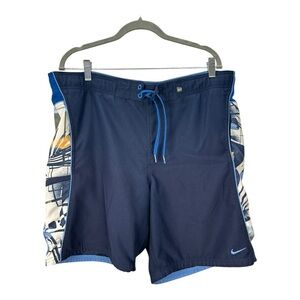 Vintage Nike Men’s Shorts Blue Floral Lined Trunks  excellent condition Size M